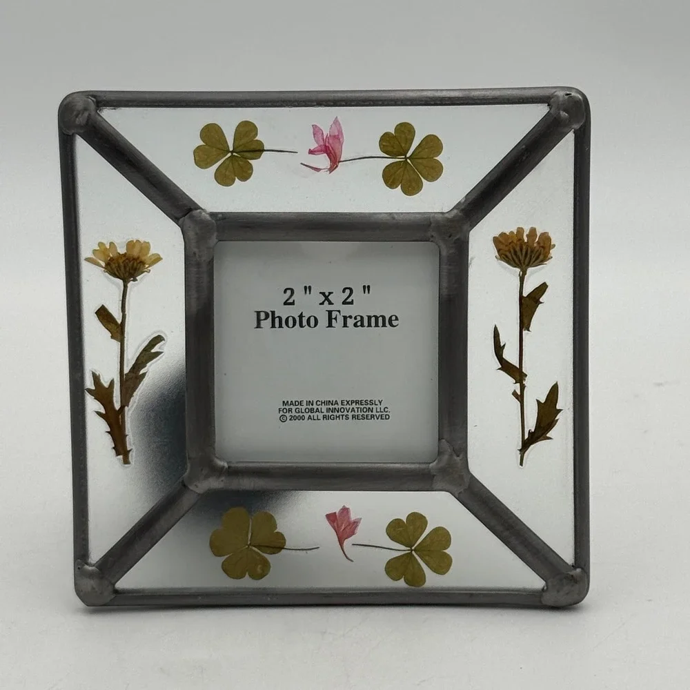 Vintage Global Innovation Leaded Glass Pressed Flower Clover Photo Frame 2x2